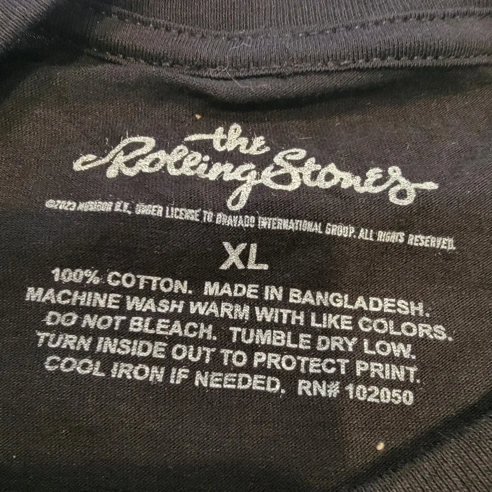 The Rolling Stones Black North American Tour 1975 Graphic Tee T-Shirt XL NEW! - Picture 5 of 8
